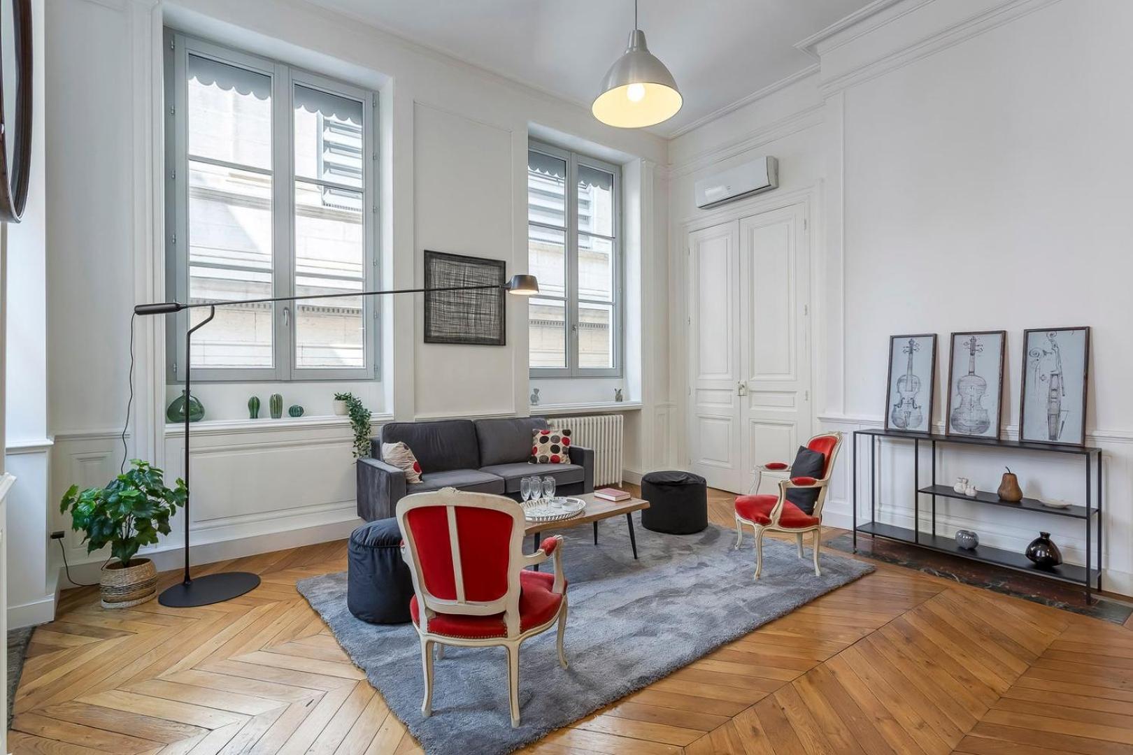 Charlie-Meublee Haut De Gamme-Duplex-260M2-Lyon 1 Экстерьер фото