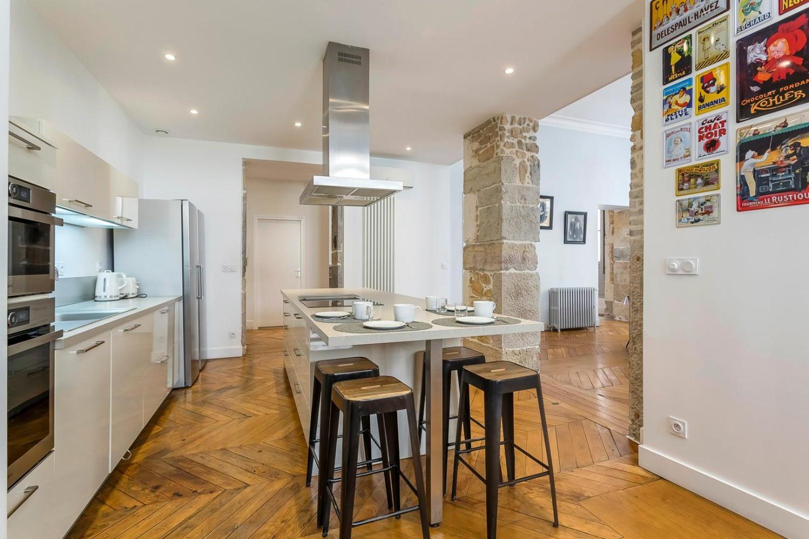Charlie-Meublee Haut De Gamme-Duplex-260M2-Lyon 1 Экстерьер фото